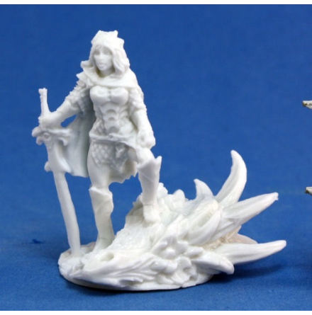 Janan, Female Dragon Slayer (sculpted by Julie Guthrie)