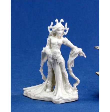 Shaeress, Dark Elf Queen (sculpted by Werner Klocke)