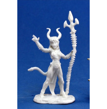 Sinessa, Hellborn Sorceress (sculpted by Bob Ridolfi)