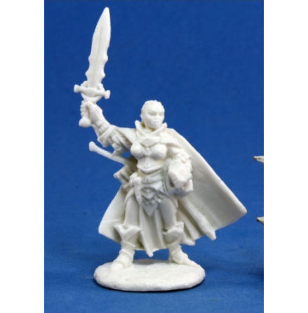 Seelah, Iconic Paladin (sculpted by Todd Harris)